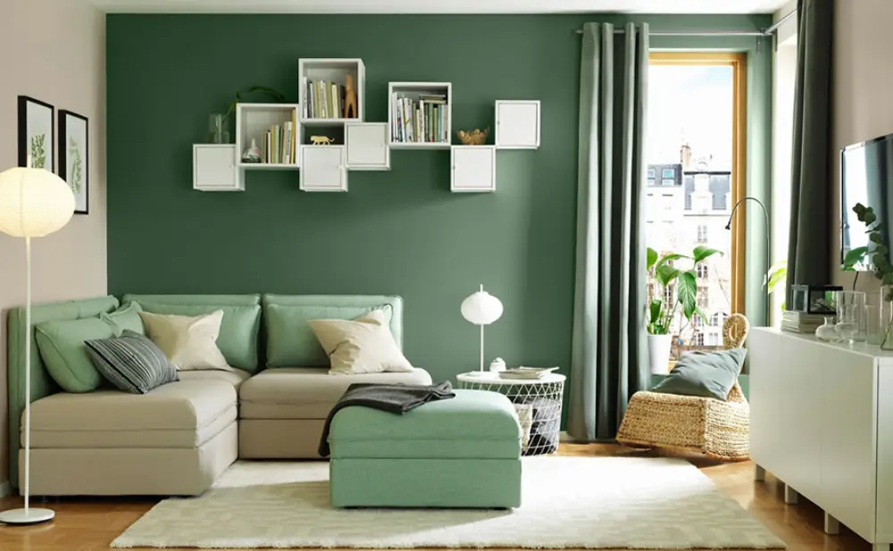 Pale-green-and-cream-color-combination-in-home-decoration